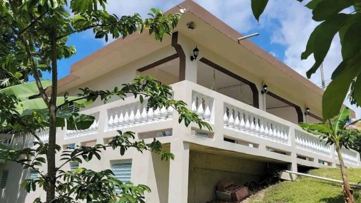 Rio Grande House | Charming and Cozy House in P.R 8 min to Rainforest