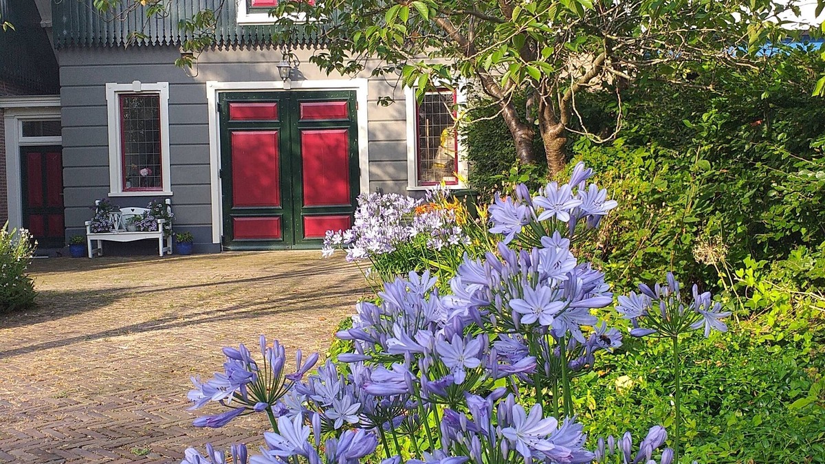 Beets Condo | Charming and luxuriously furnished coach house on the Beemster ring canal