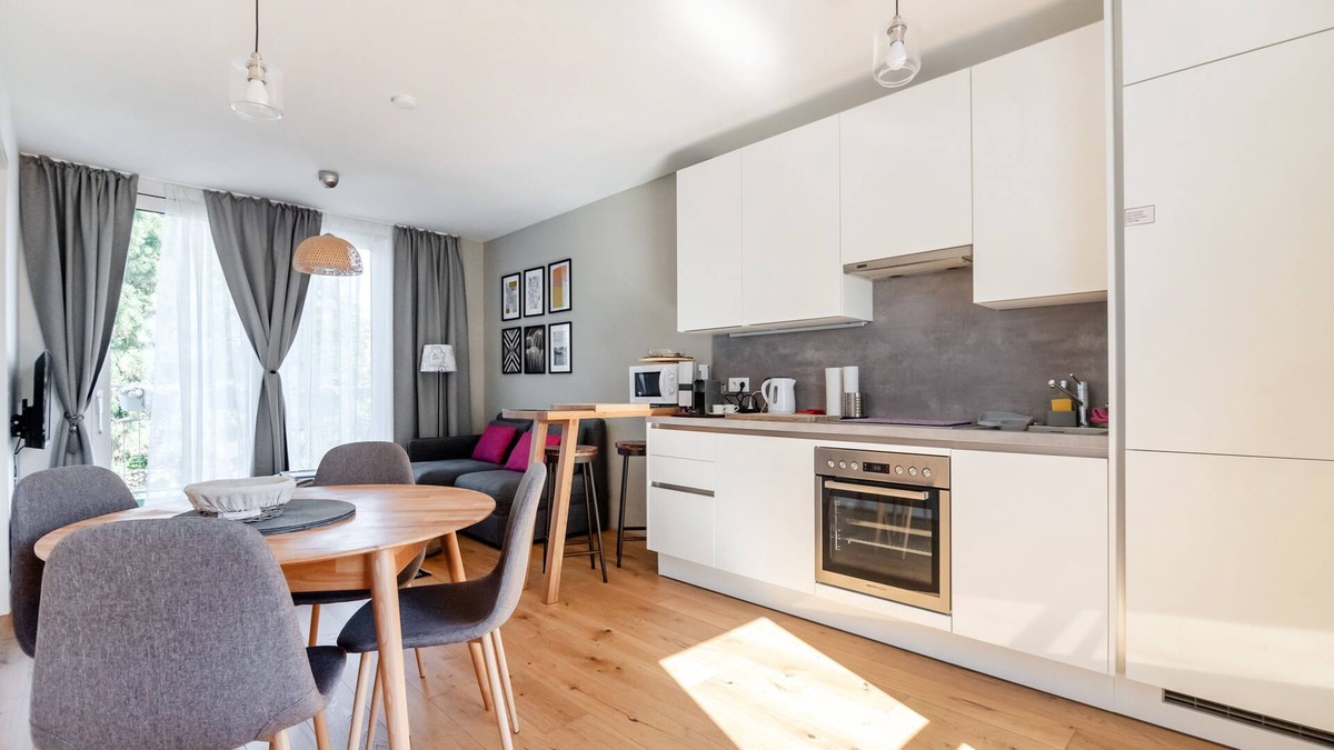 Donaustadt Apartment | Charming and quiet roof apartment, next to VIC, UNO, Danube and U1