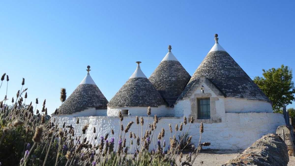 Ostuni Villa | Charming and romantic XIX century stone trulli with pool