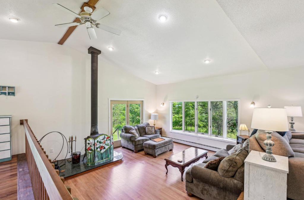 Gouldsboro House | Charming and Scenic Gouldsboro Getaway with Patio!