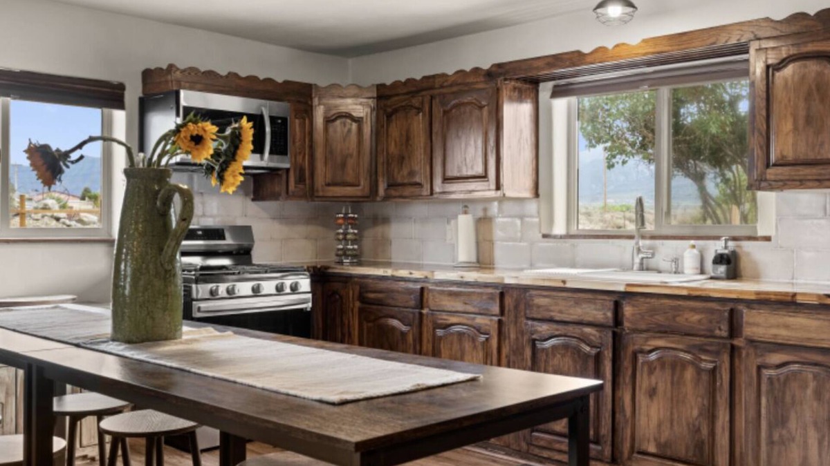 El Prado House | Charming and Spacious Casita Getaway for couples and families.