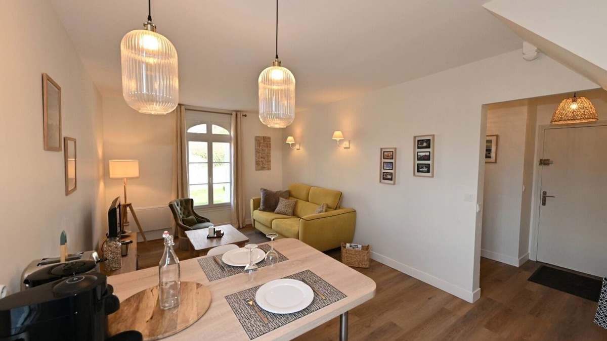 Trouville-sur-Mer Apartment | Charming apartment, bright, quiet, renovated, private parking, "all on foot".