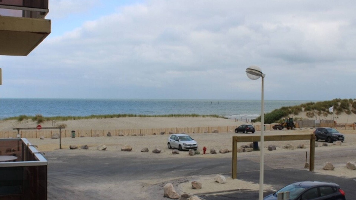 Fort-Mahon-Plage Apartment | Charming Apartment Steps from Beach & Sailing Club