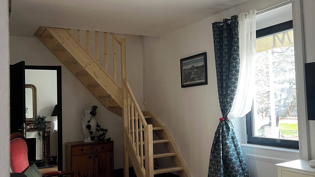 Bourg-en-Bresse Apartment | Charming apartment with reversible air-conditioning, 5 minutes from the center, pets welcome!