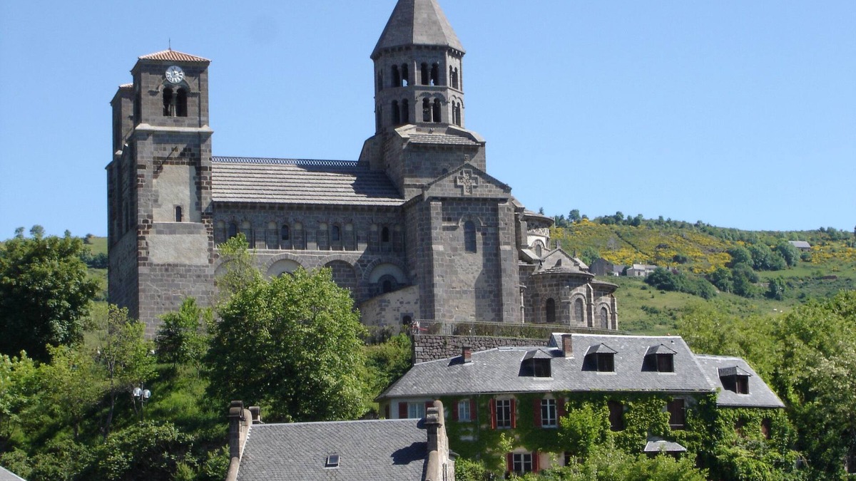 Saint-Nectaire Apartment | CHARMING APARTMENT IN AUVERGNE