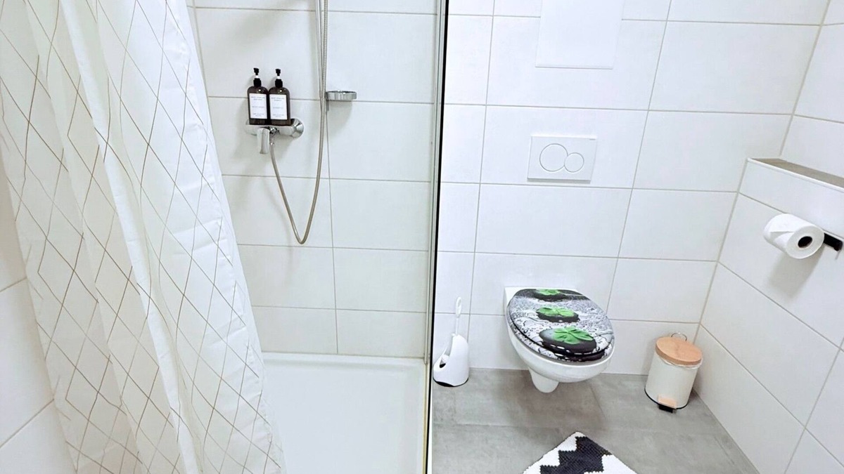 Oberhausen Apartment | Charming apartment | balcony, close to the center, self check-in