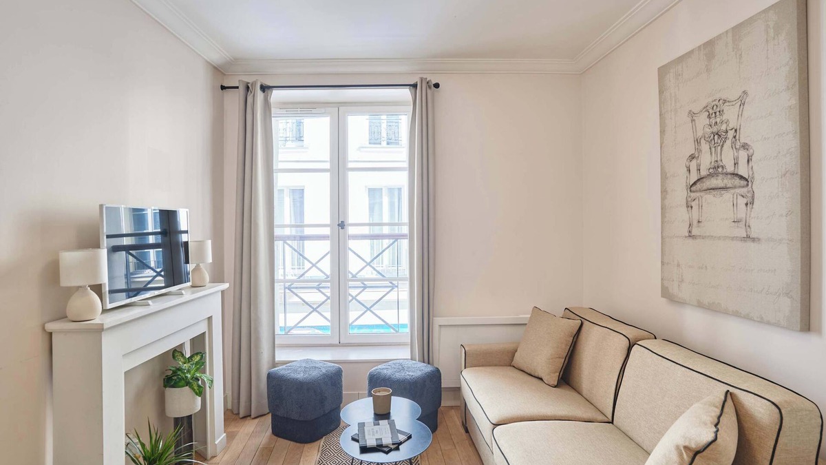 Strasbourg -Saint-Denis Apartment | Charming apartment center of Paris