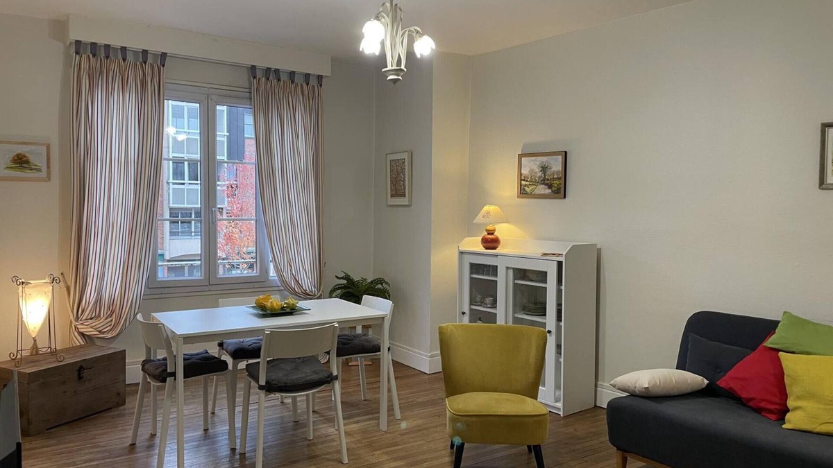 Moulins Apartment | Charming Apartment in Central Moulins: 1BR, Balcony, Market Views, Free Parking, Wi-Fi