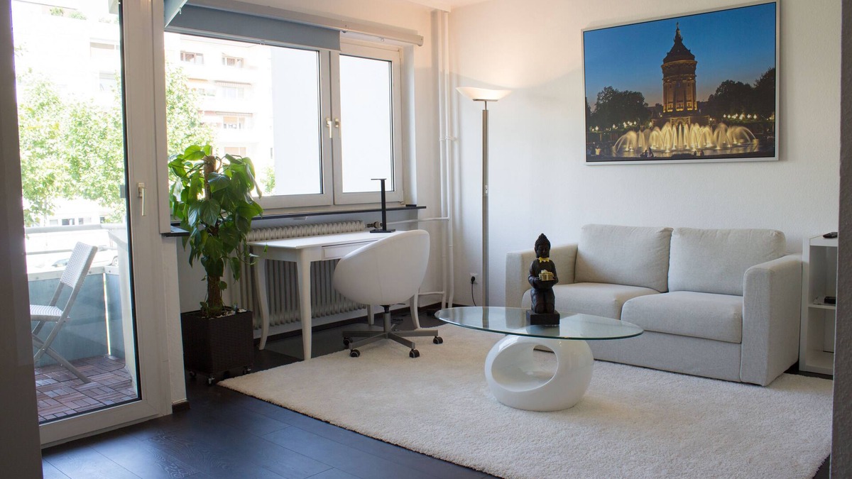 Schwetzingerstadt House | Charming apartment in exclusive location!