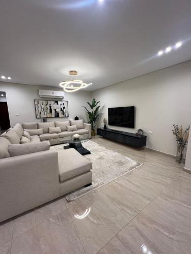 An-Nuzhah Apartment | Charming Apartment - Near Cairo Airport