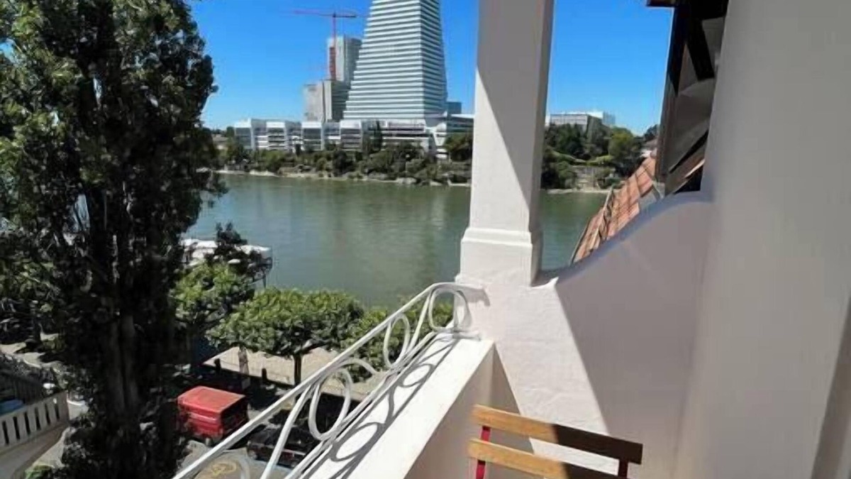 Breite Apartment | Charming Apartment on the Rhine