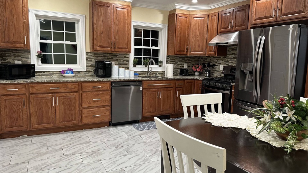 Rimmon Heights Apartment | Charming Apartment-Saint Anselm -SNHU