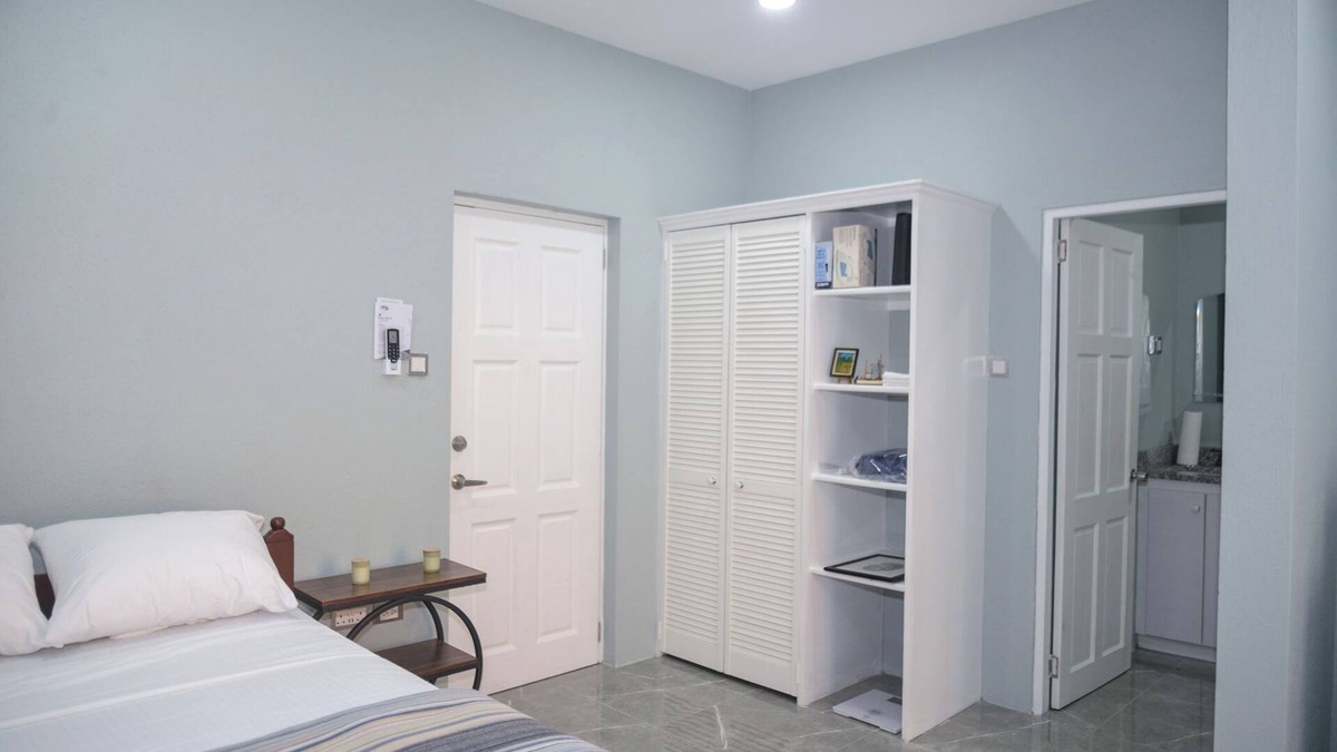 Colonarie House | Charming apartment with WiFi and AC in peaceful Golden Vale