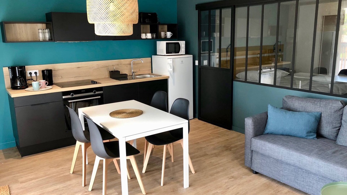 Jonzac Apartment | CHARMING APARTMENT WITH TERRACE IN A QUIET RESIDENCE NEAR JONZAC CENTER