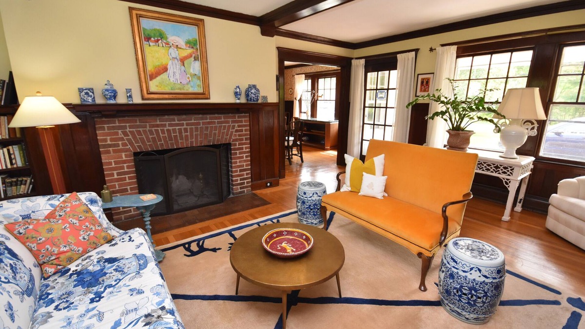 South Amherst House | Charming Arts and Crafts Bungalow in Amherst, Massachusetts