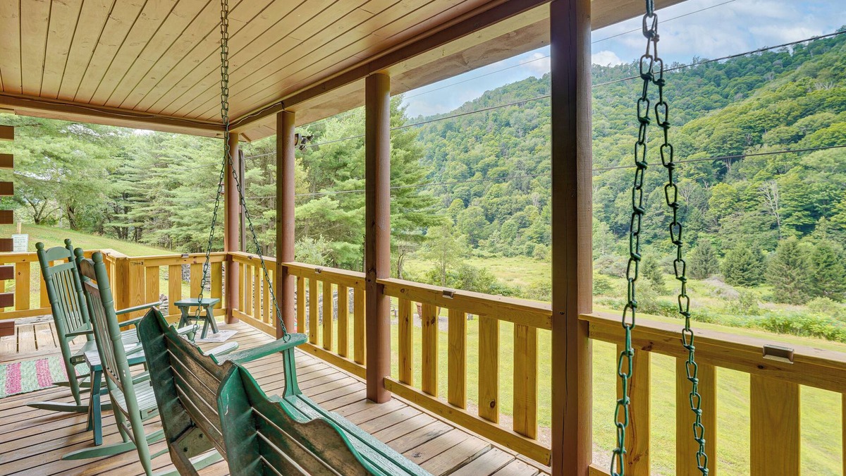 Austin Cabin | Charming Austin Cabin on 96 Acres of Land!
