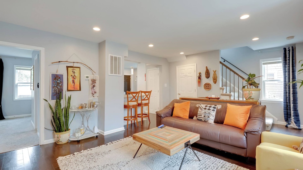 Baltimore House | Charming Baltimore Getaway - 5 Miles to Downtown!