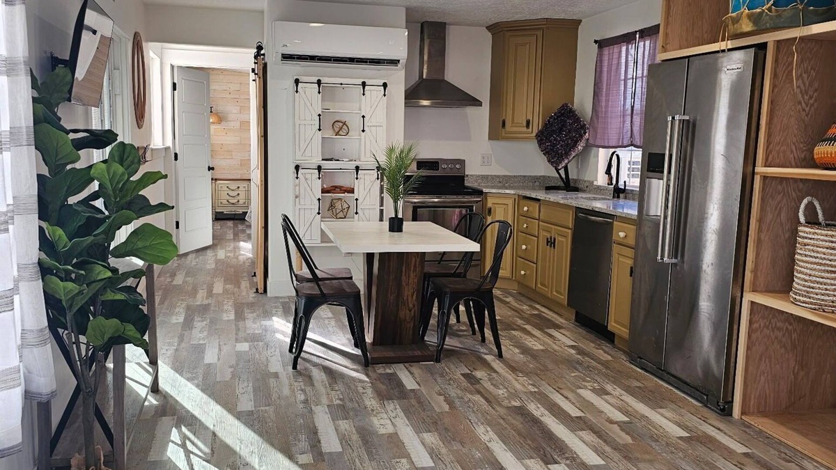 Nephi House | Charming barn in Nephi with WiFi and AC - perfect getaway
