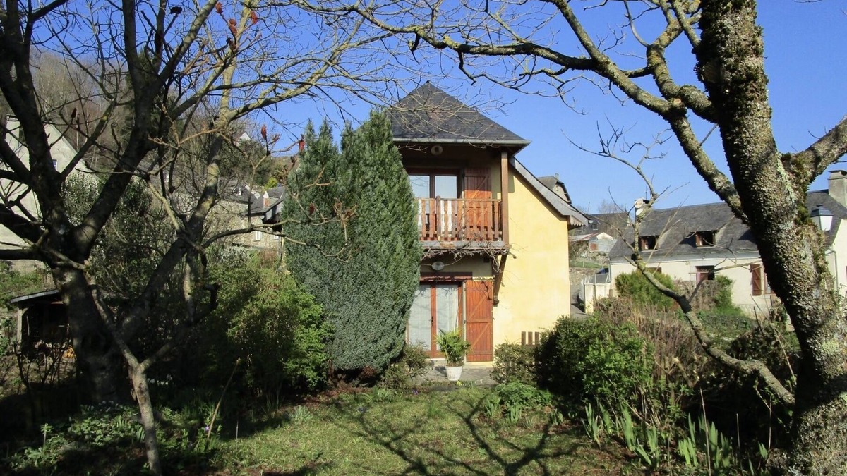 Viger Ski Chalet | Charming barn near Argelès & Lourdes in Hautes-Pyrénées, pets welcome, wifi