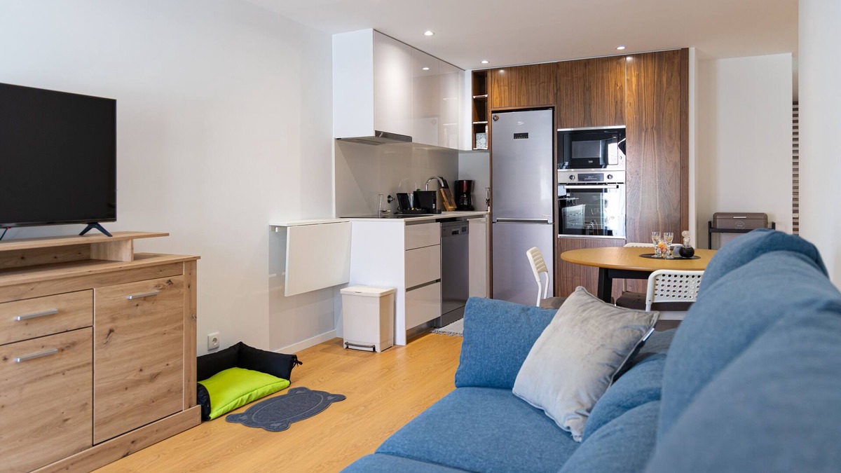 Madalena Apartment | Charming Beach Retreat by MP