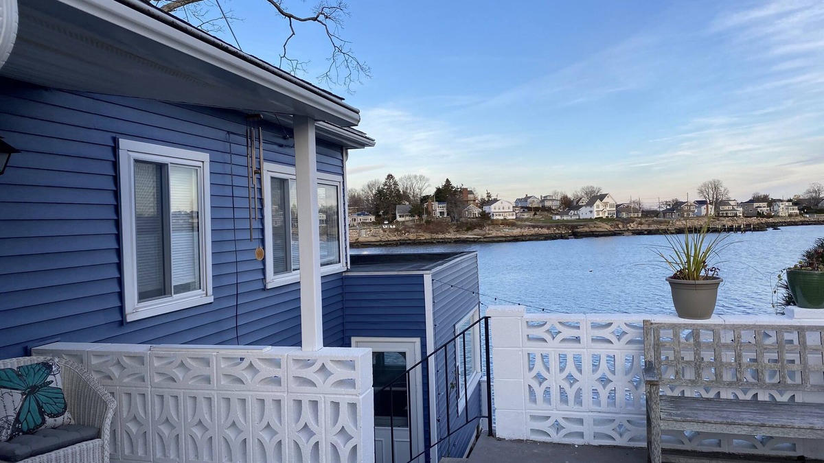 Guilford House | Charming Beach House 2 BR, 1.5 BTH with waterfront ocean views.