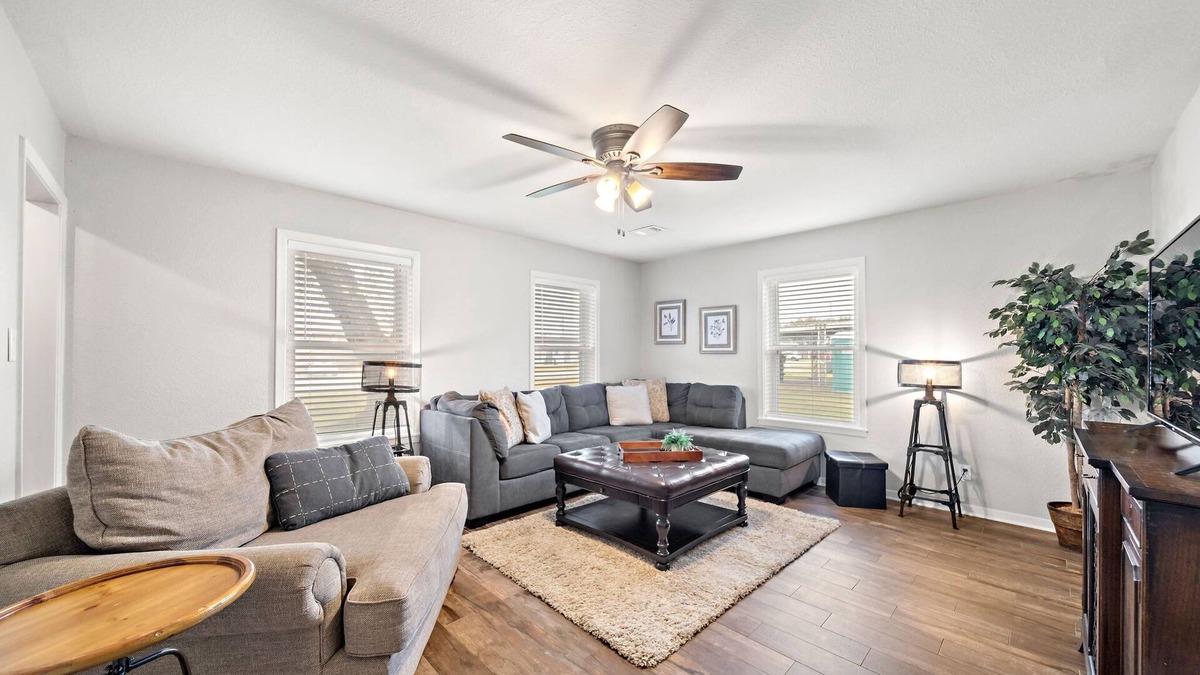 La Porte House | Charming Beach House Steps from Sylvan Beach