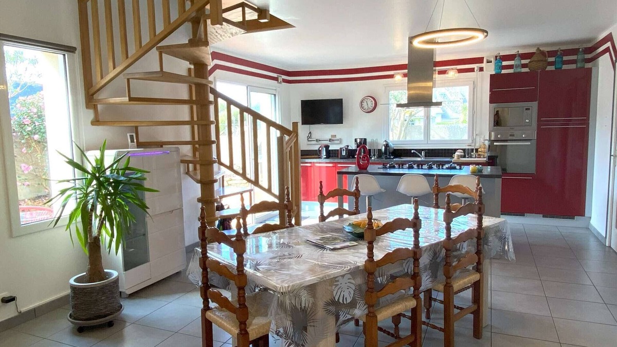 Pleumeur-Bodou House | Charming Beachside House with Garden, Terrace, and Free WIFI on Ile Grande
