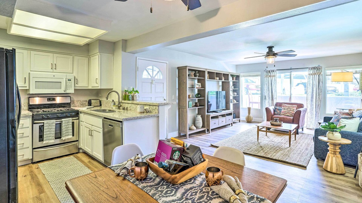 Del Obispo Condo | Charming Beachside Home Walking Distance to Doheny
