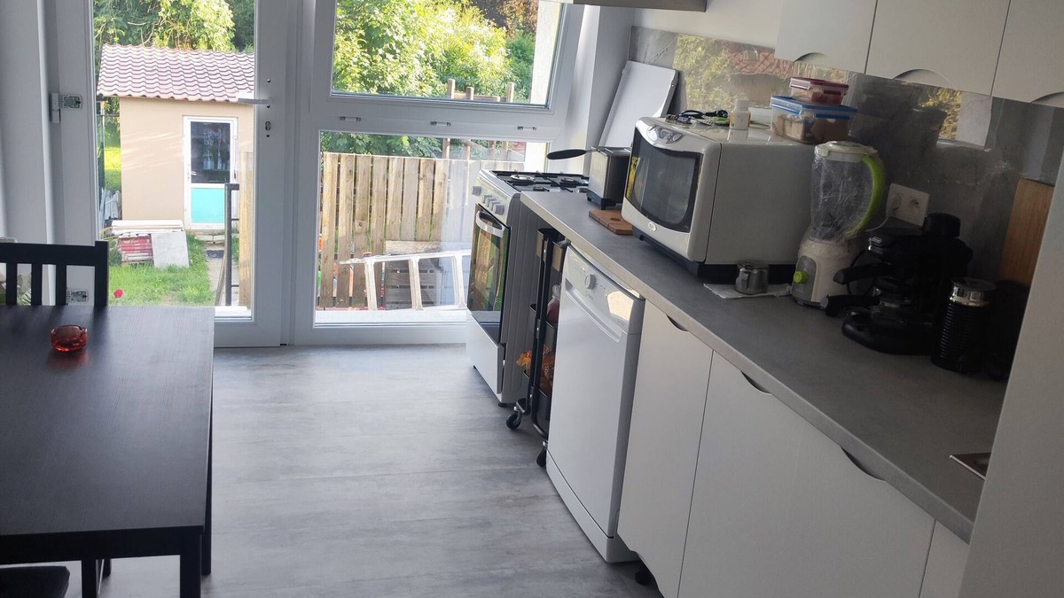 Arlon Bed & Breakfast | Charming bed & breakfast in serene Arlon with WiFi. Private room in our house.