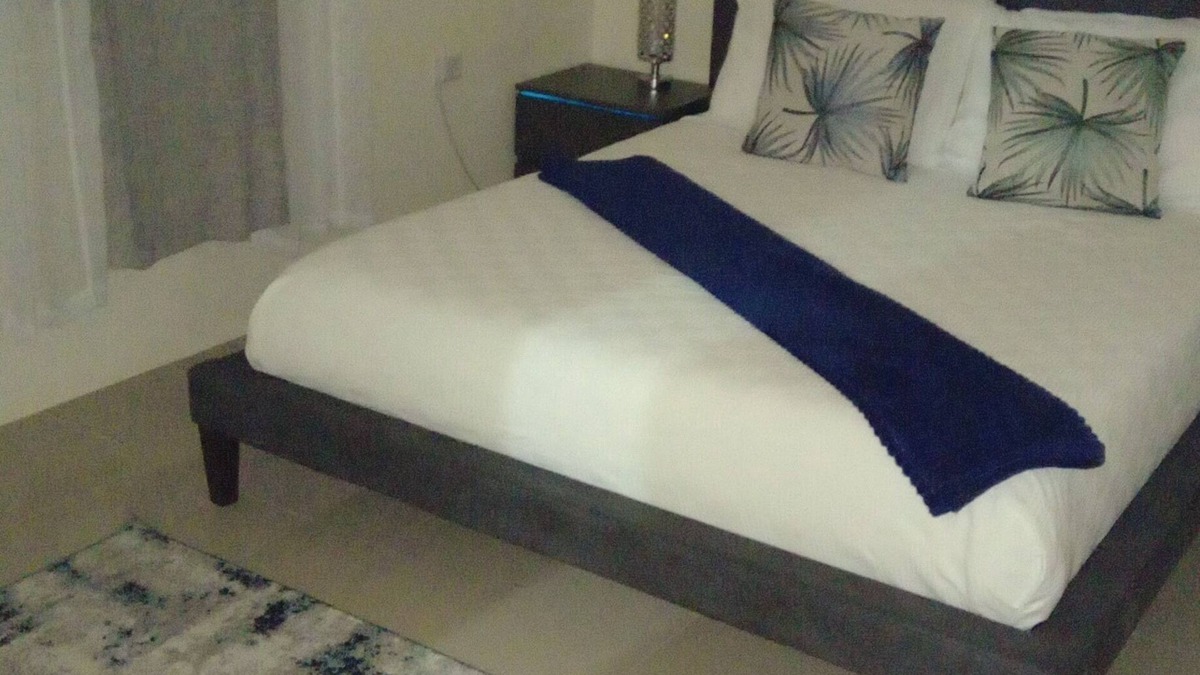Arvonia Bed & Breakfast | Charming bed & breakfast with 2 bedrooms and AC in lovely Arvonia