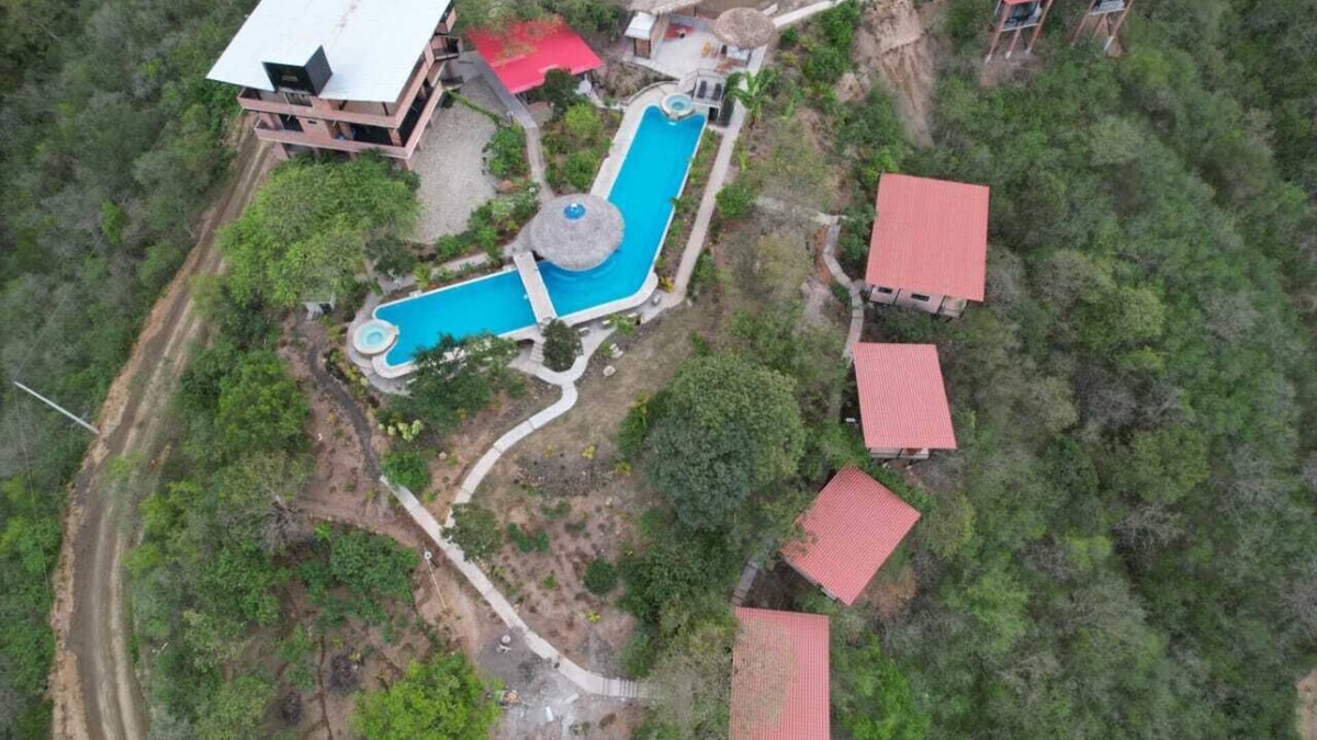 Puerto Lopez Resort | Charming boutique resort in pleasant Puerto Lopez with WiFi, fitness room, AC