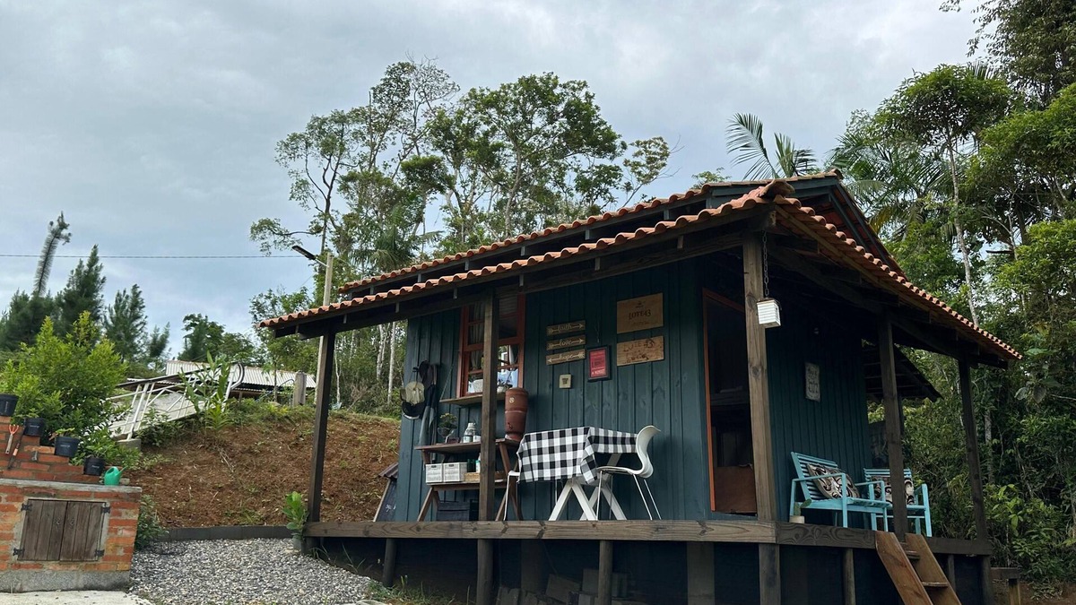 Sao Joao do Itaperiu Bed & Breakfast | Charming barn, delicious breakfast, sauna, in the countryside near the sea!