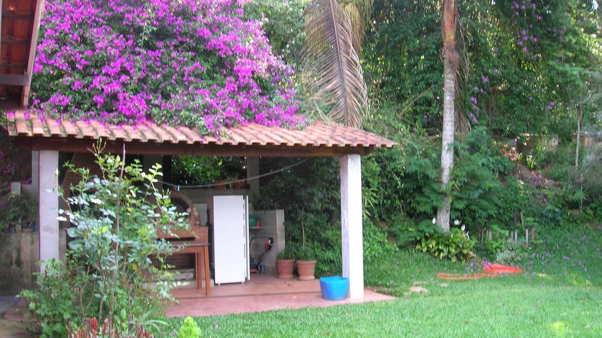 Cotia House | Charming farmhouse near Sao Paulo, accommodates family with children
