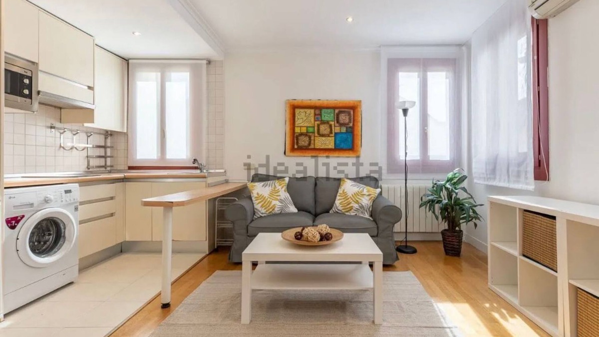 Moncloa - Arguelles Apartment | Charming, Bright and Centrally Located