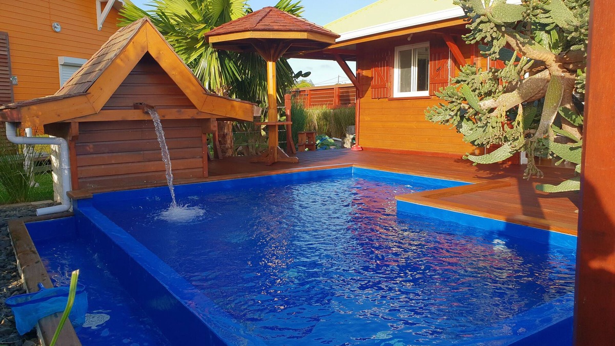 Le Moule House | Charming bungalow and private pool