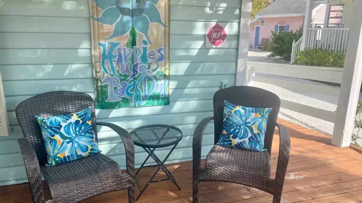 Dunedin House | Charming Bungalow Downtown