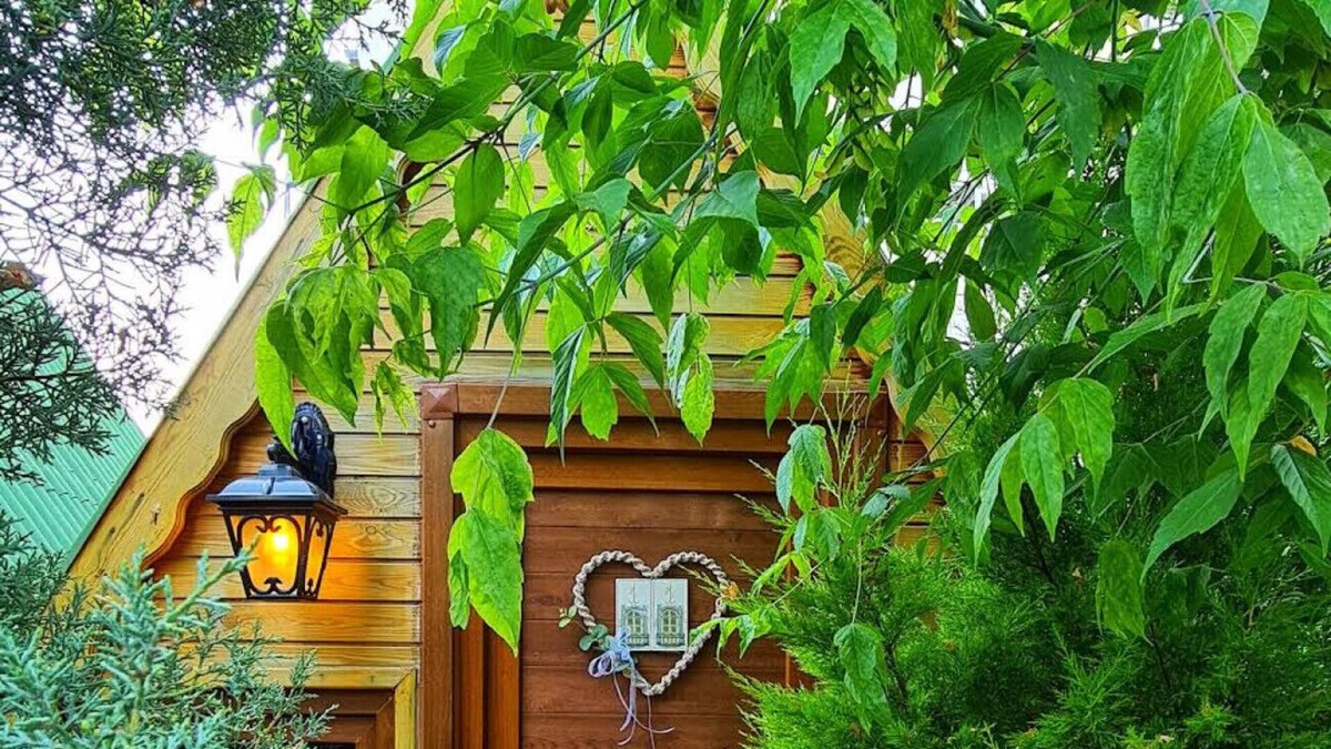 Cinarcik House | Charming Bungalow in Cinarcik with Shared Garden