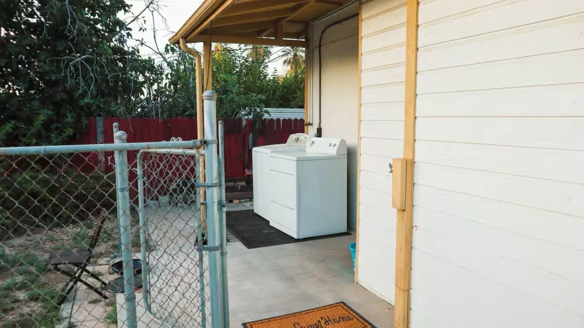 Loma Linda House | Charming bungalow with AC and WiFi in soothing Loma Linda