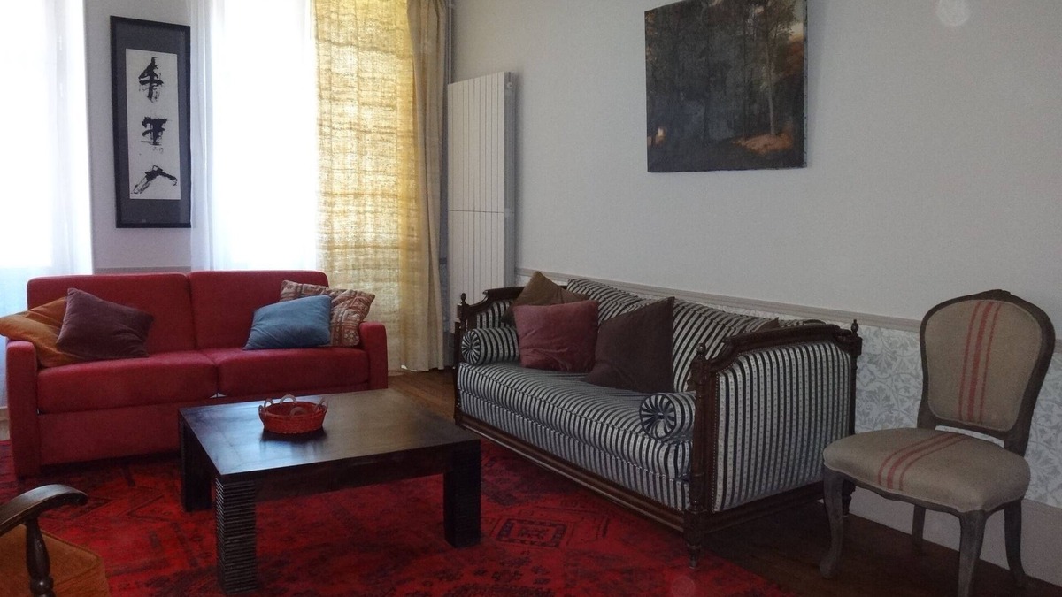 La Charite-sur-Loire Apartment | Charming cottage - historic district and edge of the Loire (4/5 people)