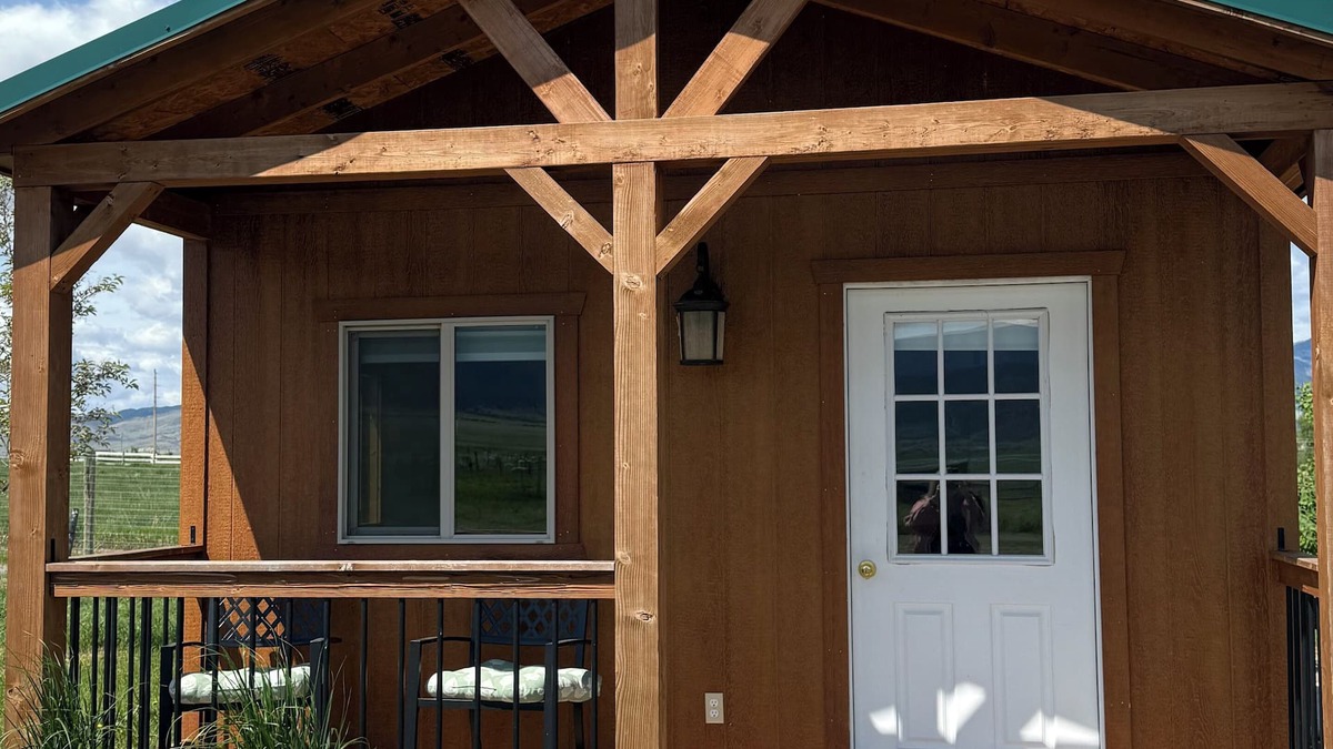 Whitehall Cabin | Charming cabin in serene Whitehall with WiFi, AC. bathroom, kitchen, BBQ, views