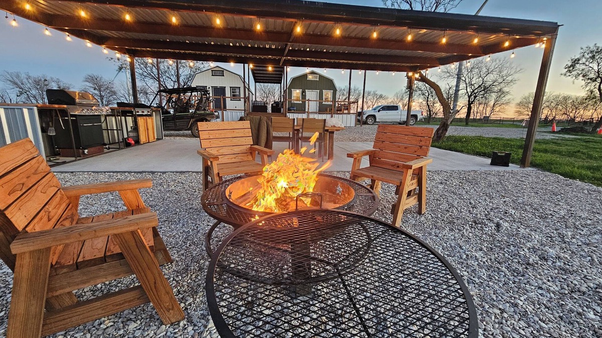 Otto Cabin | Charming Cabin in the Country, 25 mins from Waco, Texas