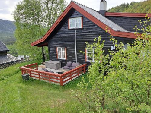 Hol Municipality House | Charming Cabin Near Hallingskarvet Ski Center, Cozy and Inviting!