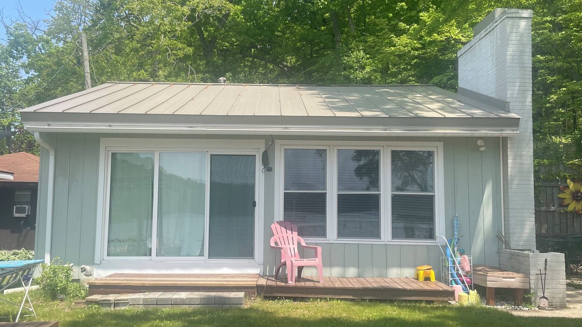 Delton Cabin | Charming cabin with AC in Delton - perfect for a getaway
