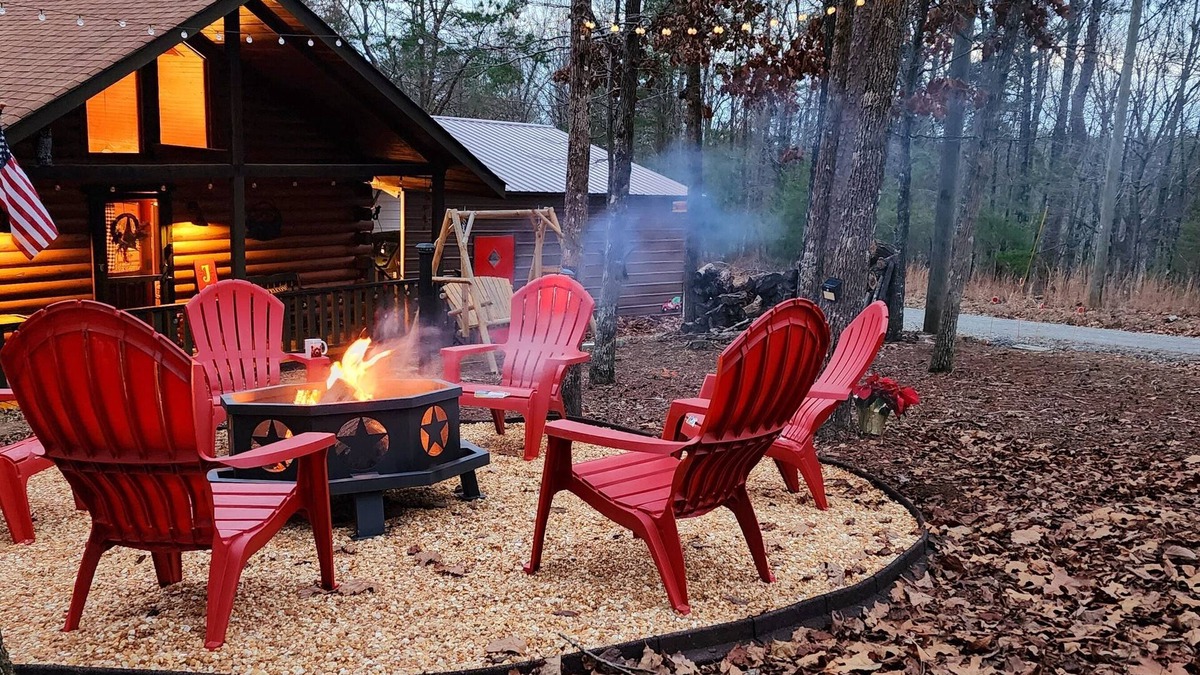 Ranger Cabin | Charming Cabin with Game Room & Firepit