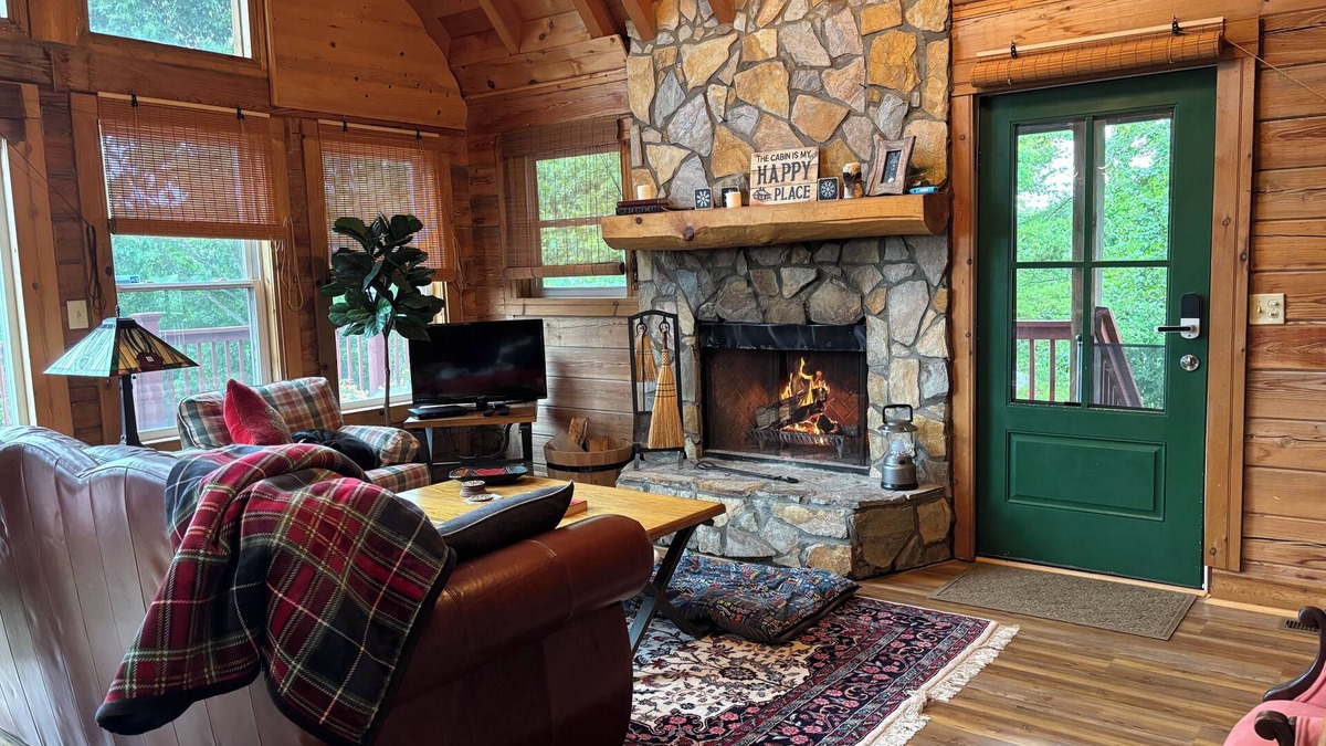 Bostic Cabin | Charming Cabin with Incredible Mountain Views