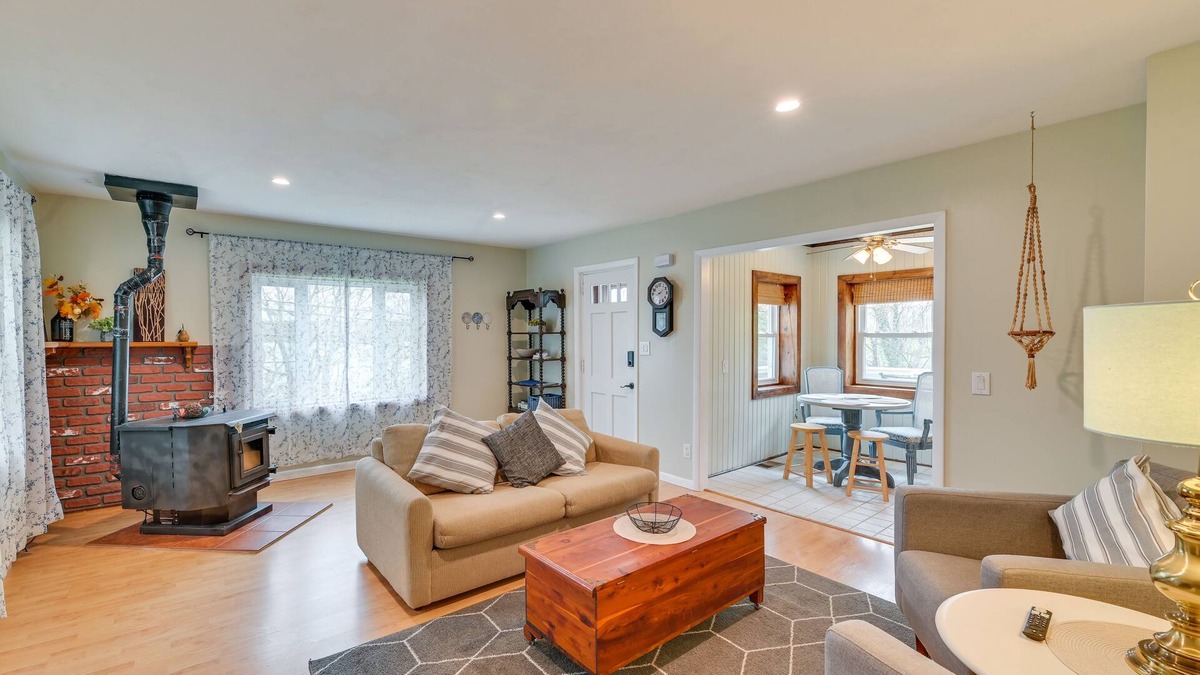 Canandaigua House | Charming Canandaigua Lake House w/Deck & Views!