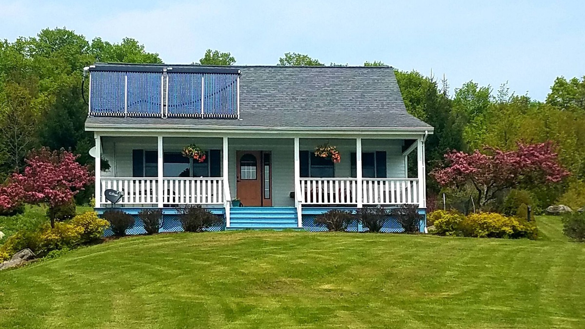 Burlington Flats House | Charming Cape Cod