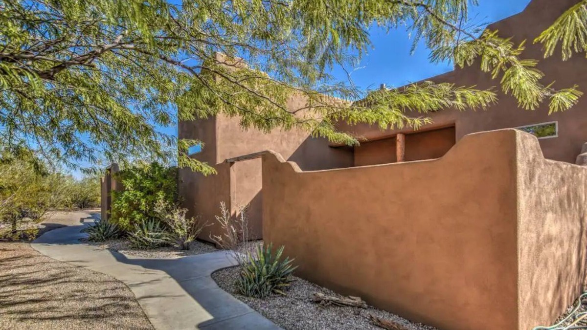 Casa Grande House | Charming Casita with private entrance and porch