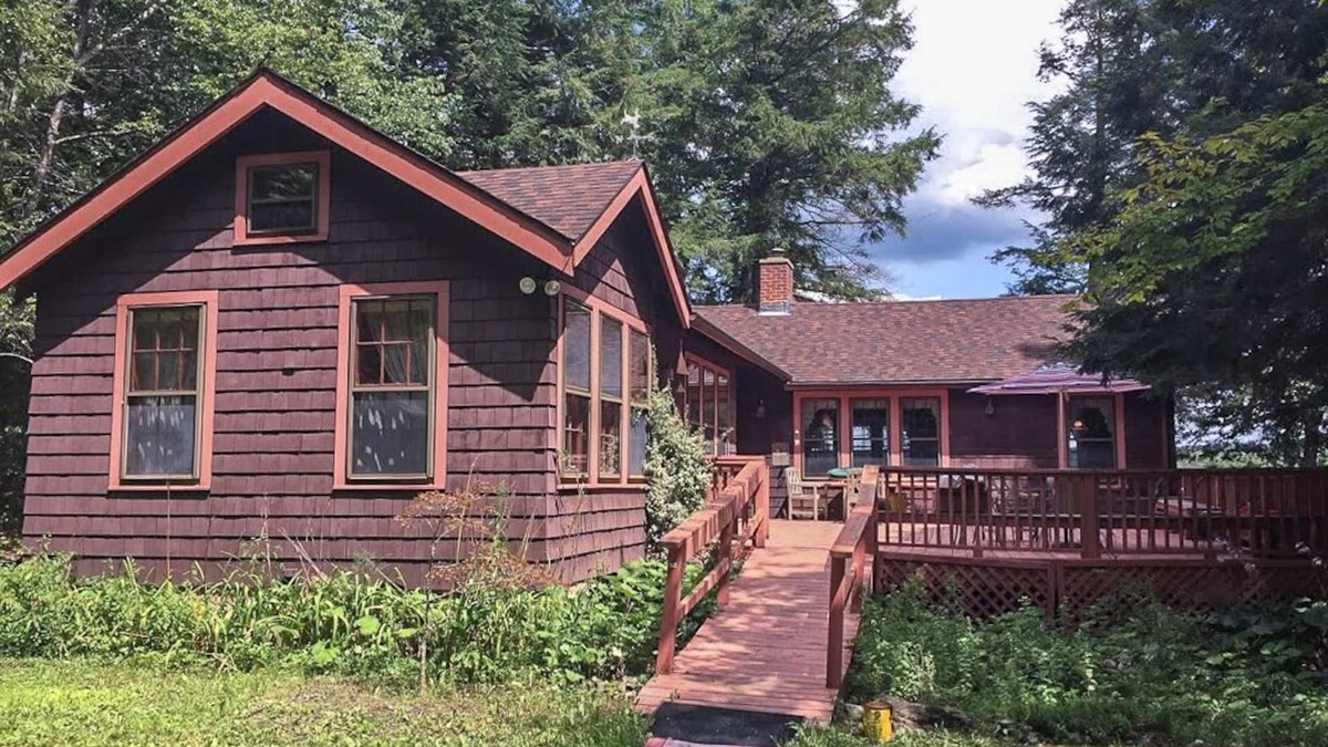 Otis Cottage | Charming cedar shingle cottage